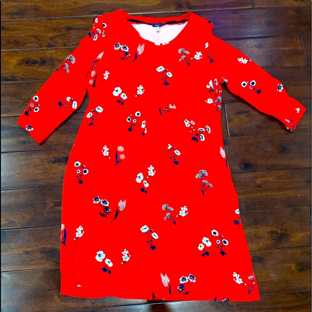 Beautiful floral midi dress in bright  red color